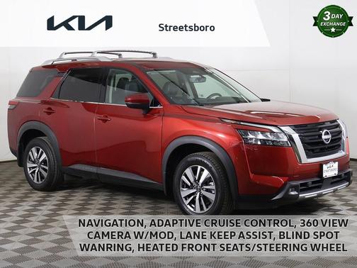 2023 Nissan Pathfinder SL 4WD