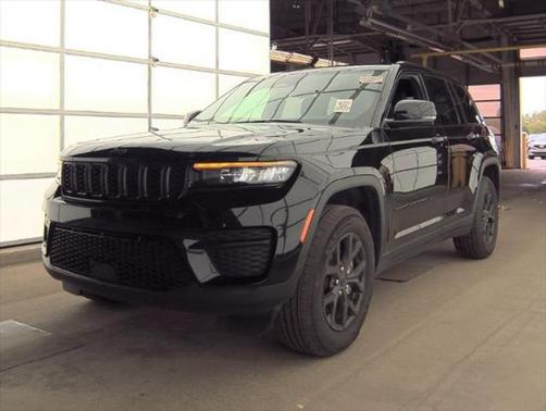 2024 Jeep Grand Cherokee Altitude