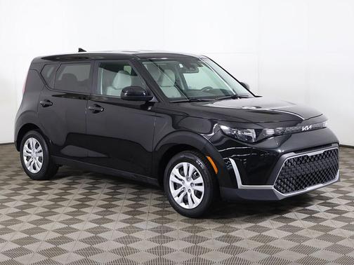 Fusion Black 2023 Kia Soul LX