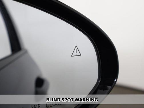 Aurora Black Pearl 2025 Kia K5 LXS