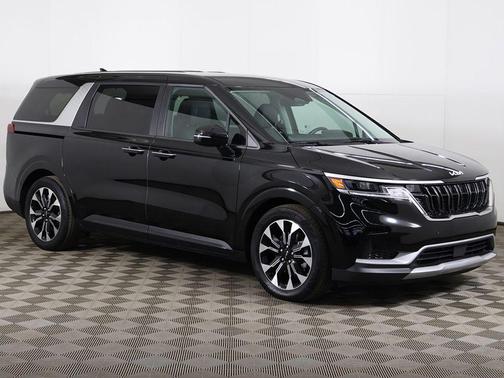 Aurora Black Pearl 2023 Kia Carnival EX