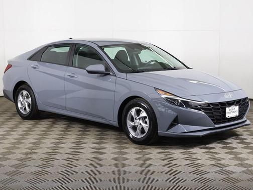 2021 Hyundai ELANTRA SE