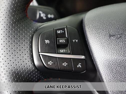 2025 Ford Escape ST-Line Select
