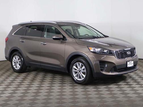 Dragon Brown 2019 Kia Sorento LX