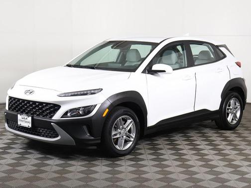 2022 Hyundai KONA SE