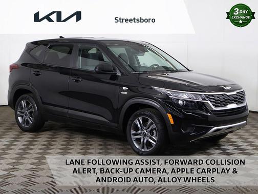 Cherry Black 2023 Kia Seltos LX