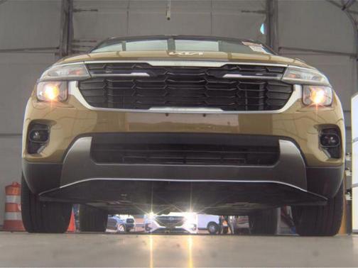 Valais Green/Black Roof 2024 Kia Seltos S