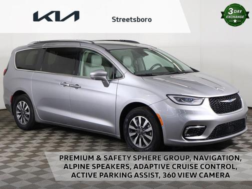 2021 Chrysler Pacifica Hybrid Touring L