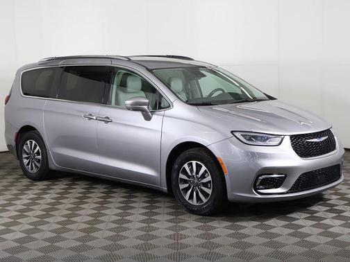 2021 Chrysler Pacifica Hybrid Touring L