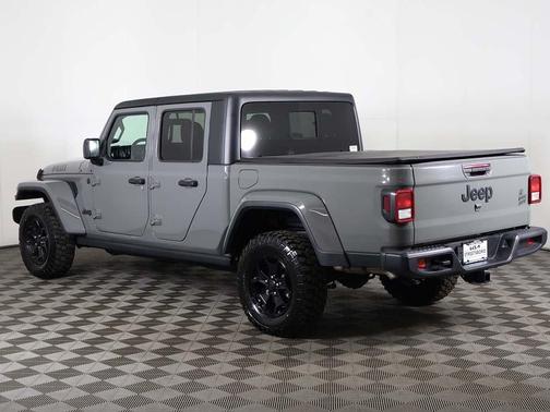 2022 Jeep Gladiator Sport