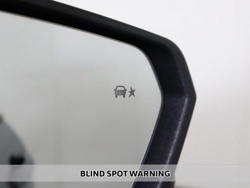 Sterling Gray Metallic 2023 Chevrolet Equinox LS