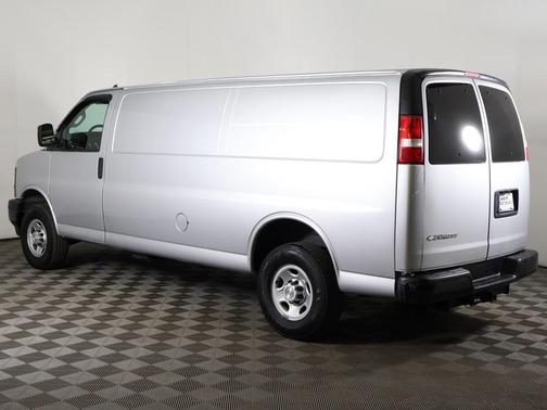 2017 Chevrolet Express 2500 Work Van
