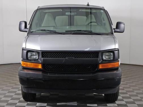 2017 Chevrolet Express 2500 Work Van