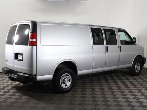 2017 Chevrolet Express 2500 Work Van