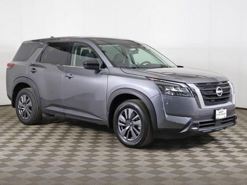 Gun Metallic 2024 Nissan Pathfinder S 4WD