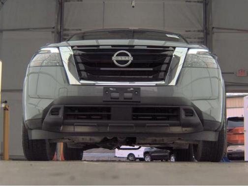 2024 Nissan Pathfinder S 4WD