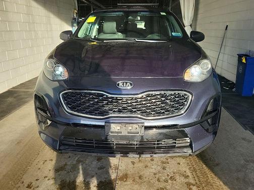Pacific Blue 2021 Kia Sportage LX