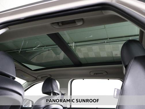 Road Rider Brown 2025 Kia Sorento SX