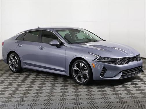 2022 Kia K5 LXS