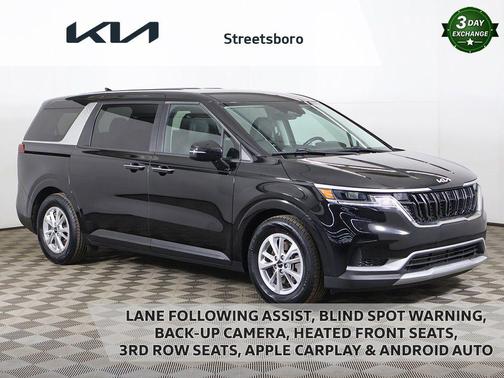 Aurora Black Pearl 2024 Kia Carnival LX