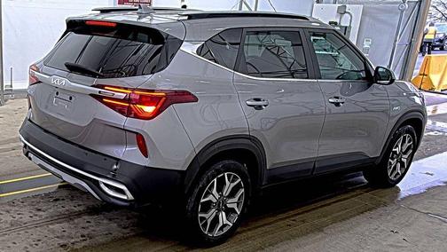 2023 Kia Seltos EX