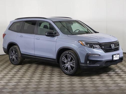 Sonic Gray Pearl 2022 Honda Pilot AWD Sport