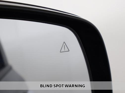 Aurora Black Pearl 2024 Kia Carnival EX