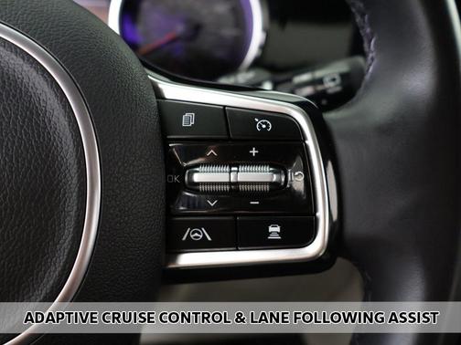 Aurora Black Pearl 2024 Kia Carnival EX