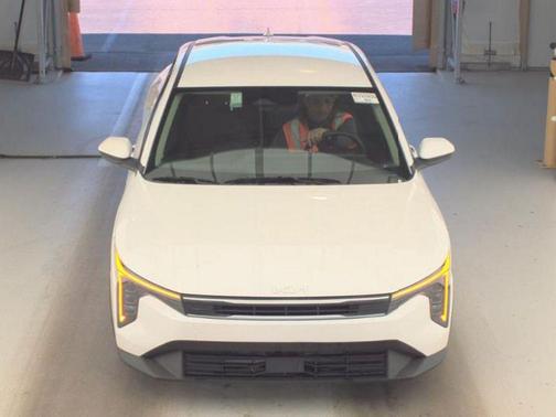 Snow White Pearl 2025 Kia K4 LXS