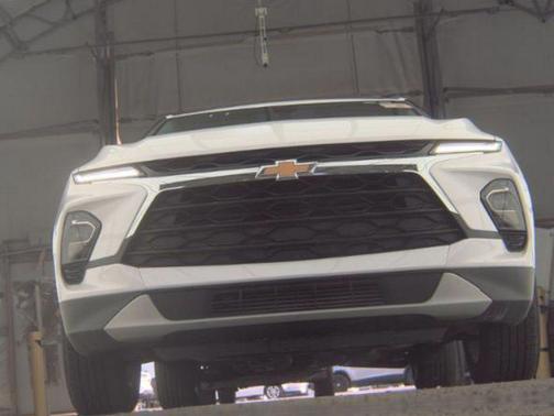 Summit White 2025 Chevrolet Blazer 2LT