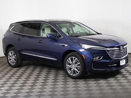 2023 Buick Enclave Essence AWD