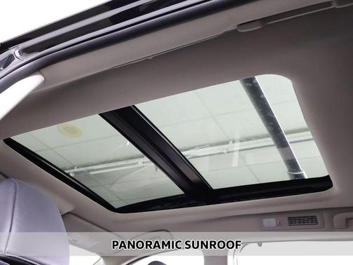 Super Black 2023 Nissan Pathfinder SL 4WD