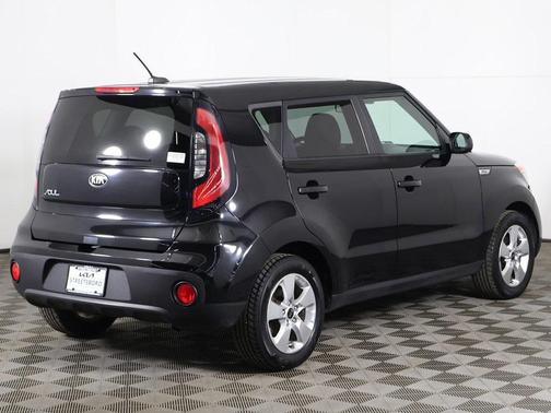 2017 Kia Soul Base