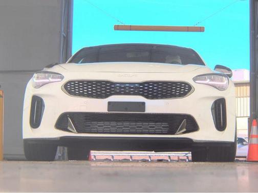 2023 Kia Stinger GT2