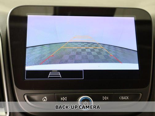 Summit White 2025 Chevrolet Malibu 1LS