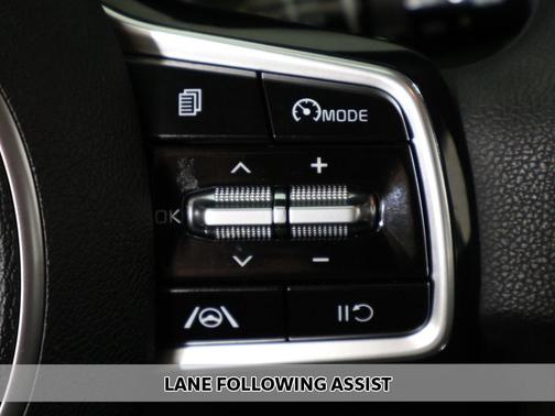 2021 Kia Sorento LX