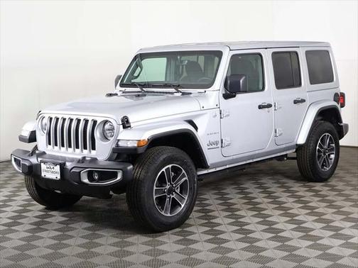 2023 Jeep Wrangler 4-Door Sahara