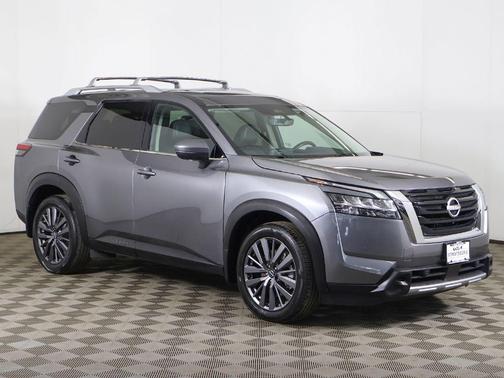 Gun Metallic 2023 Nissan Pathfinder SL 4WD