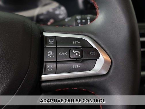 Red Hot Pearlcoat 2025 Jeep Compass Trailhawk