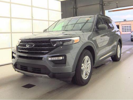 Carbonized Gray Metallic 2023 Ford Explorer XLT