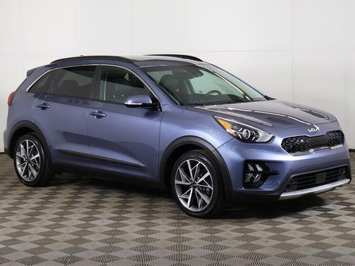 Horizon Blue 2022 Kia Niro Touring SE