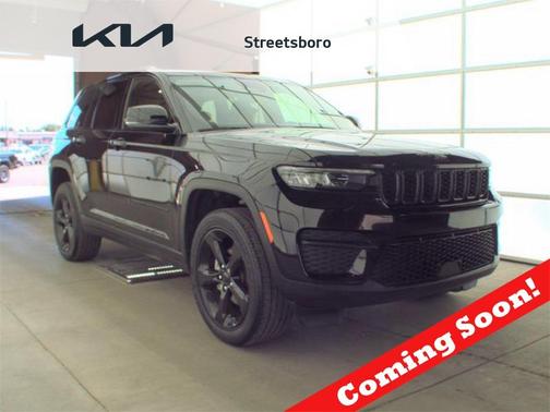 2022 Jeep Grand Cherokee Altitude