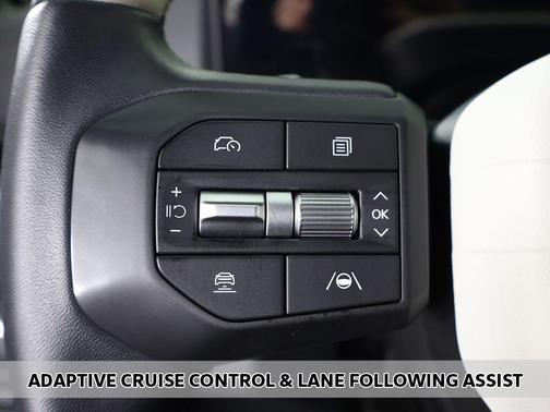 Snow White Pearl 2025 Kia K4 GT-Line