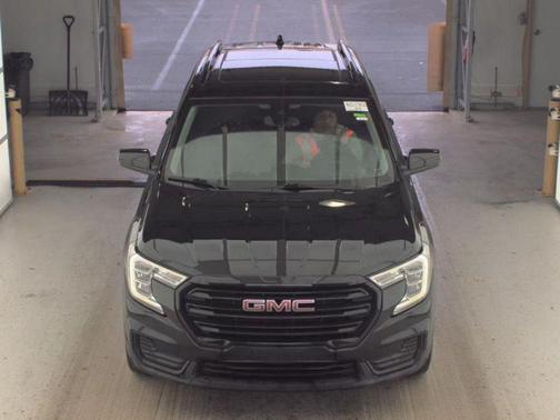 Ebony Twilight Metallic 2022 GMC Terrain SLE