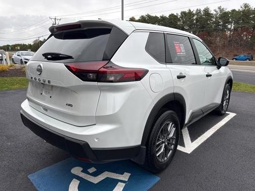 2024 Nissan Rogue S