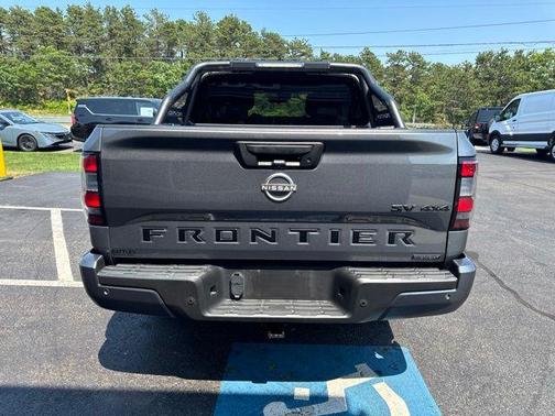 Gun Metallic 2023 Nissan Frontier SV