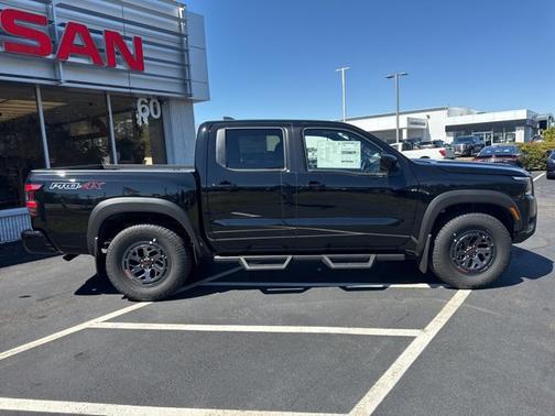 Super Black 2026 Nissan Frontier PRO-4X