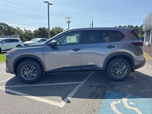 2025 Nissan Rogue S