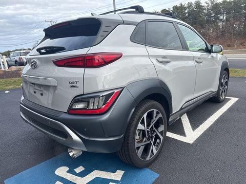 2022 Hyundai KONA Limited