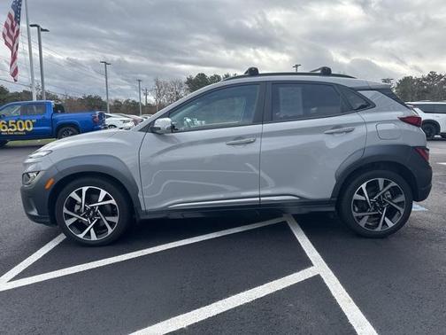 2022 Hyundai KONA Limited